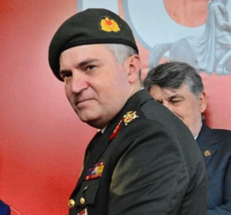 Kara, Deniz ve Hava Kuvvetleri komutanlıklarına bağlı 187 general ve