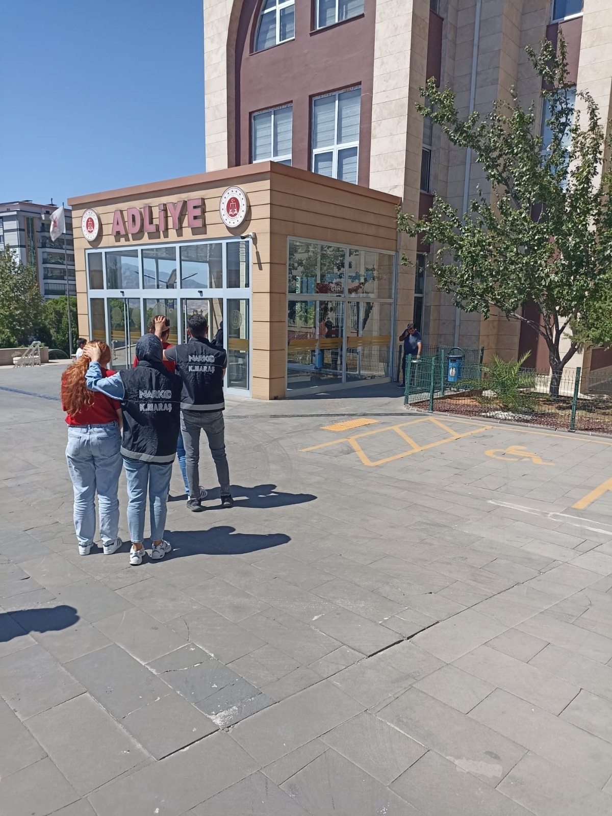 Kahramanmaraş İl Emniyet Müdürlüğü Narkotik Suçlarla Mücadele Şube Müdürlüğü görevlilerince