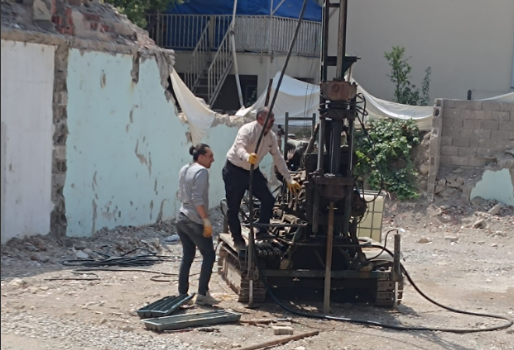 Kayabaşı Mahallesi muhtarı İsmail AKDEMİR ve yönetiminin emekleriyle, gayretleriyle Haydarlı