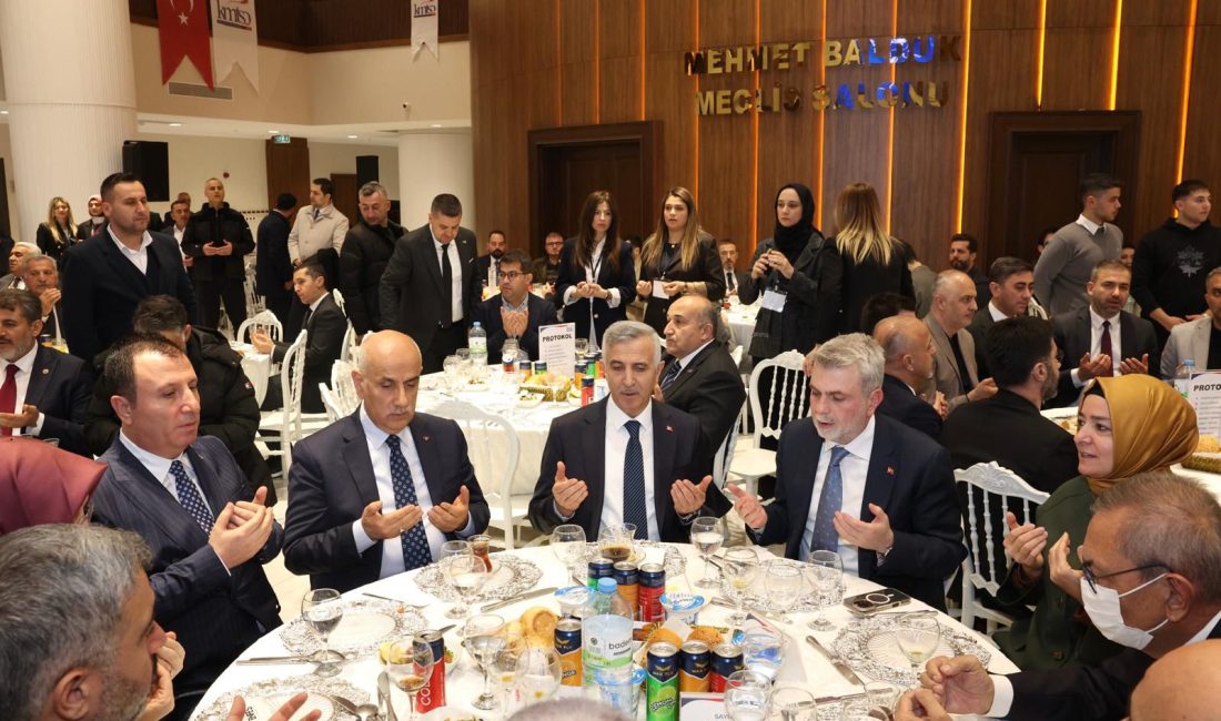 Kahramanmaraş Ticaret ve Sanayi Odası (KMTSO) tarafından düzenlenen Geleneksel İftar